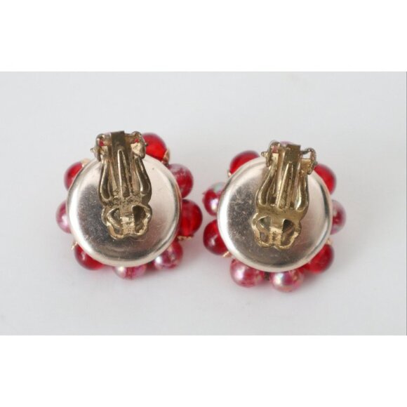 Vintage Earrings Clip On Beaded Cluster Shades of Red Mid Century 1950s  Lot A - Picture 2 of 4